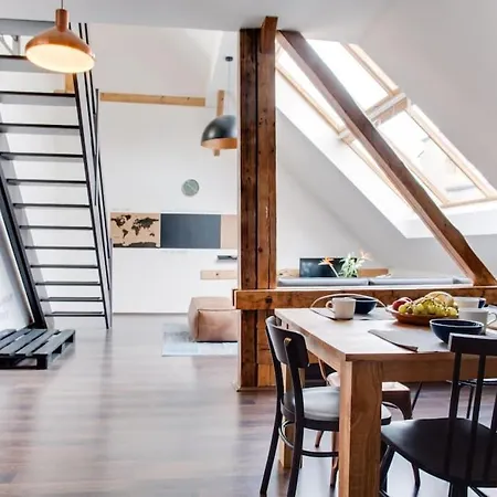 Unique City Centre Duplex, Castle View, Roof Top Terrace Appartement